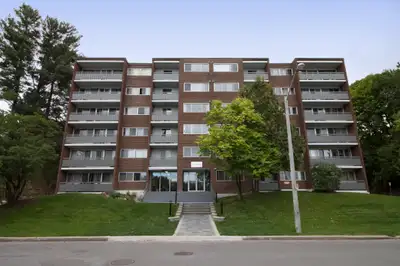 Apartment for Rent at Forest Ridge, Centrepointe