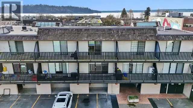 1465 CLYDE AVENUE West Vancouver, British Columbia in Condos for Sale in Downtown-West End - Image 26