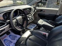 This CHRYSLER PACIFICA TOURING L, with a V6 Cylinder Engine engine, features a TRANSMISSION: 9-SPEED... (image 6)