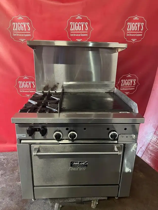 36” garland sunfire 2 burner gas stove , 24” griddle & oven in Industrial Kitchen Supplies in Mississauga / Peel Region - Image 3