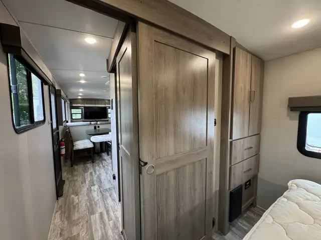 2023 Grand Design Imagine 3100RD in Travel Trailers & Campers in St. Albert - Image 17