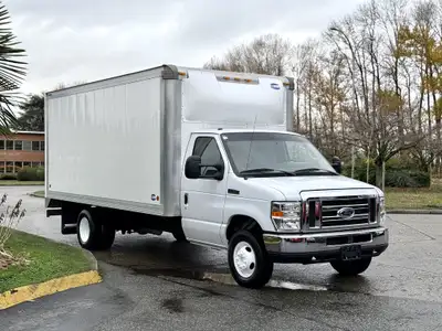 Abenante Motor Group (SK) 2019 Ford Econoline E-450 Super Duty Cube Van Pull out Ramp Radio AM/FM /...