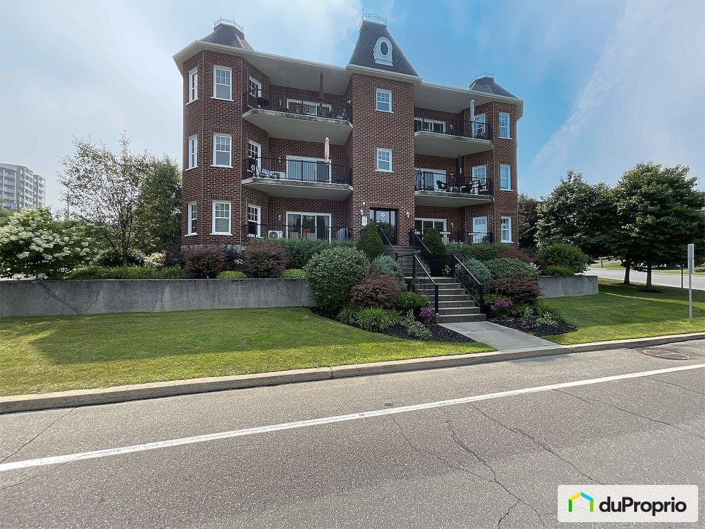 $399,900 - Condominium for sale in Granby — photo 1