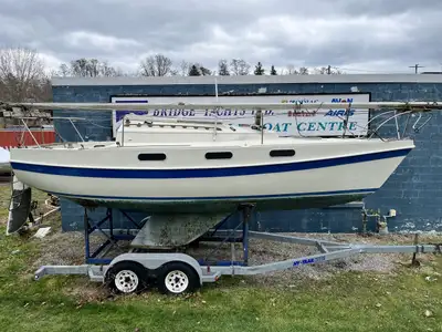 1980 24' 5" Tanzer Yachts cruising/racing sailboat Very popular cruise racer. Lot of interior room f...