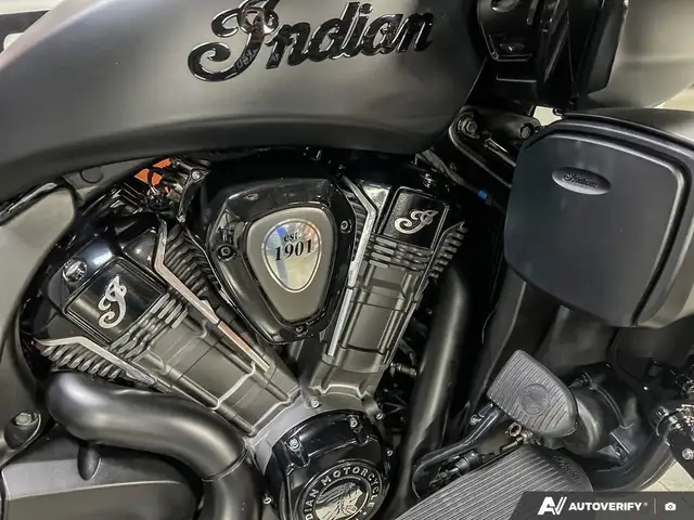 2024 Indian Motorcycle Pursuit(R) Dark Horse(R) Black Smoke in Street, Cruisers & Choppers in Calgary - Image 11