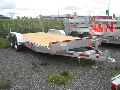 Remorque pour équipement 82 X 20 pieds (18+2) Galvanisé a chaud 2 essieux 5200 lbs chacune ou 7000 l...