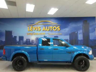 RAM 1500 CLASSIC 2022 V8 QUAD-CAB 4X4 TOUT ÉQUIPÉ / CAMÉRA DE RECUL / BLUETOOTH / ÉCRAN TACTILE AVEC...