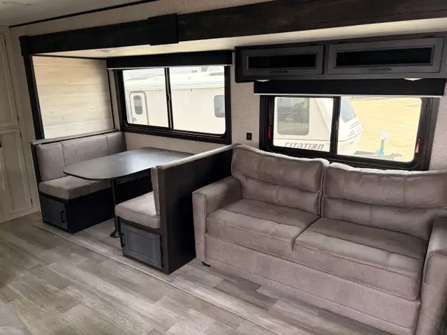 2023 Jayco Jay Flight 280RKS in Travel Trailers & Campers in St. Albert - Image 8
