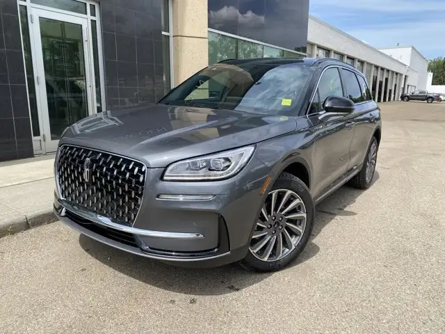2025 Lincoln Corsair Reserve | Executive Driven in Cars & Trucks in Edmonton - Image 3