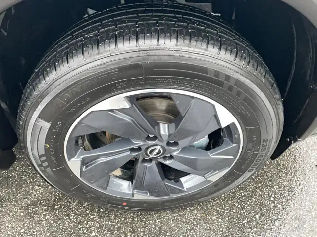 2025 Nissan Rogue AWD SV Moonroof in Cars & Trucks in Delta/Surrey/Langley - Image 12