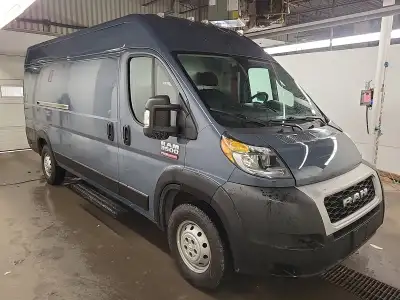 2020 Ram ProMaster 3500 Appelez-nous afin de fixer une rencontre — nous travaillons sur rendez-vous...