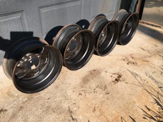 TOYOTA 4x4 RIMS in Tires & Rims in Nelson - Image 2