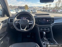 This Volkswagen Atlas Cross Sport boasts a Regular Unleaded V-6 3.6 L/220 engine powering this Autom... (image 9)