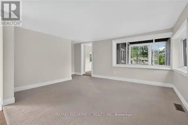 233 NORTH CAYUGA STREET W Haldimand (Dunnville), Ontario in Houses for Sale in Hamilton - Image 12