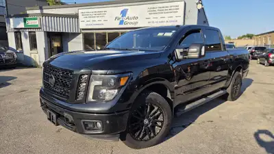 FINANCE FROM 5.99% V8, 390HP. Fully loaded, cold a/c, Navi, Backup Cam/sensors all around, Bluetooth...