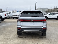 AMVIC Licensed Dealer * Heated Front Seats * Heated Steering Wheel * Rear Vision Camera * Wireless C... (image 6)
