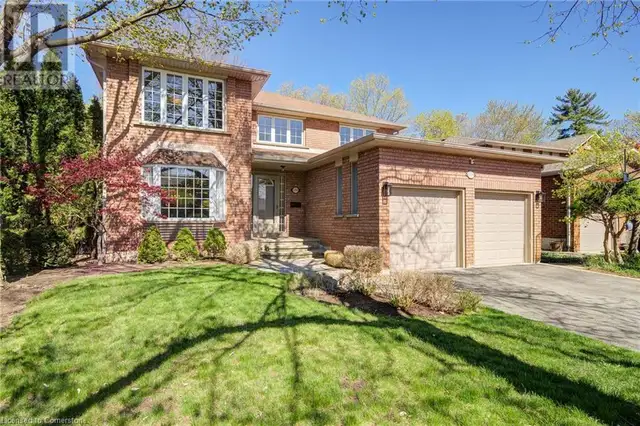 1250 OLD COLONY Road Oakville, Ontario in Houses for Sale in Oakville / Halton Region - Image 2