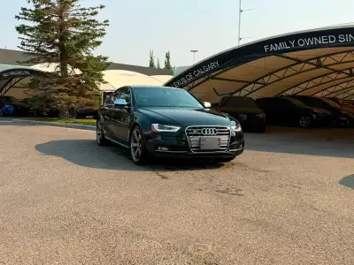 The 2013 Audi S4 is a high-performance luxury sport sedan that blends everyday executive comfort wit...