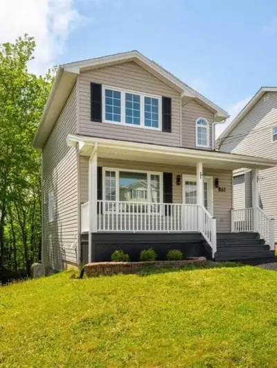 24-059 Wonderful home in a quiet Dartmouth neighbourhood