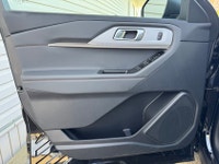 2026 Ford Explorer AMVIC Licensed Engine: 4 Cylinder Engine 2.3L L/100Km City: 11.5 L/100Km Hwy: 8.7... (image 8)