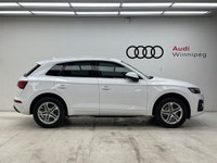 Local Trade!! This Audi Q5 delivers a Intercooled Turbo Gas/Electric I-4 2.0 L/121 engine powering t... (image 4)