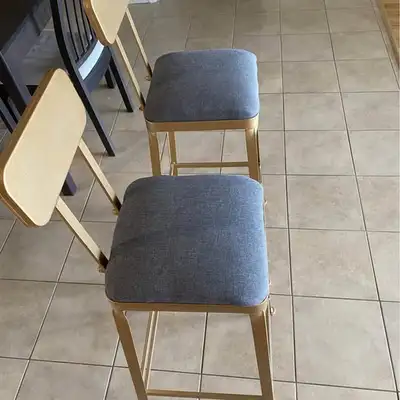 Pair of Heavy Duty Bar Stools – Excellent Condition, View more
