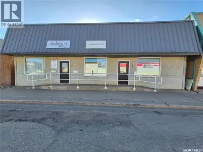 Excellent location on 5th Street in Weyburn! This 2,300 square foot commercial investment property o...