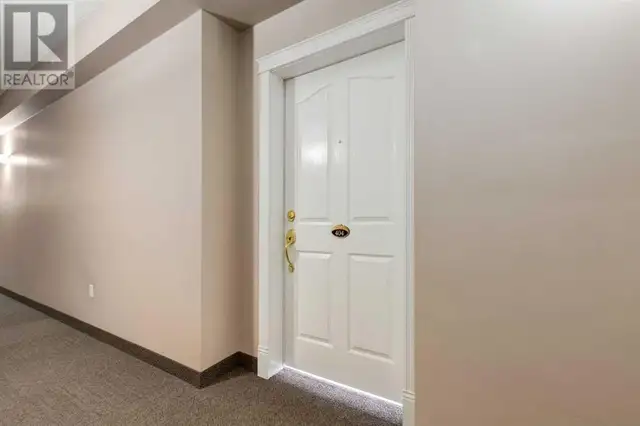 404, 345 Rocky Vista Park NW Calgary, Alberta62863765665283121