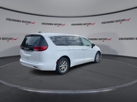 The used 2024 Chrysler Grand Caravan SXT 2WD is built for busy family life and daily comfort. This m... (image 7)