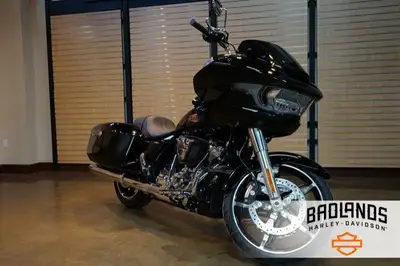 $165 Bi-Weekly2025 Harley-Davidson Road Glide Vivid Black on ChromeRide into the future with a true...