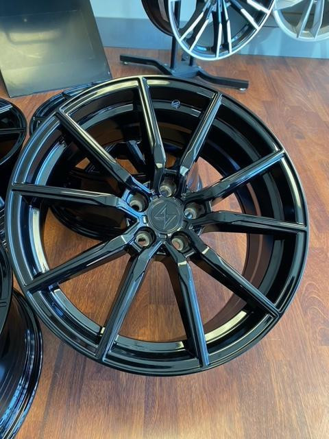 19 Sentali Street SS1 Gloss Black Wheels for Audi/VW/BMW/Mercede in Tires & Rims in Calgary