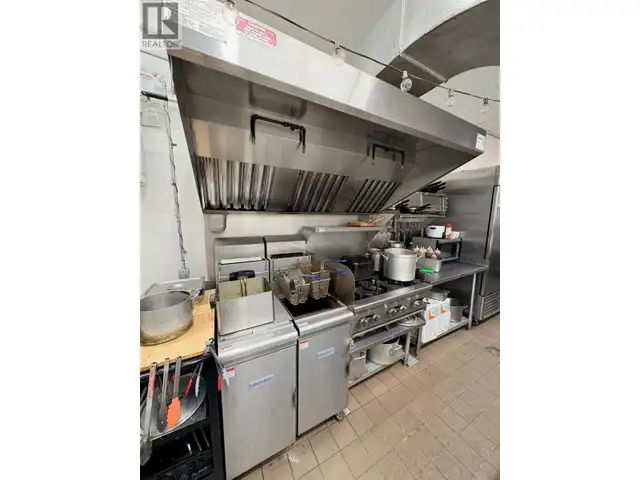 449 Main Street Unit# 101 Penticton, British Columbia in Commercial & Office Space for Sale in Penticton - Image 7