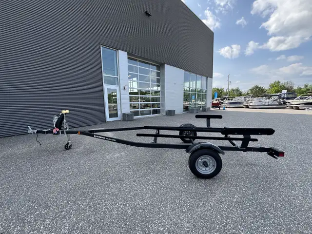 2023 ShoreLand'r DUV15TM 16' Boat Trailer in Powerboats & Motorboats in Sudbury - Image 7