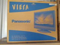 PANASONIC VIETA TC-L32C3 / 32 IN LCD HDTV