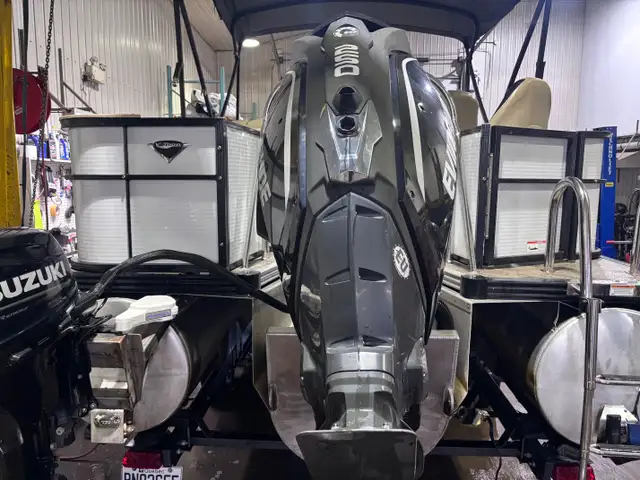 2018 Manitou 24 ENCORE PONTON 3 QUILLES DE LUXE, AVEC DEUX MOTEU in Powerboats & Motorboats in Lac-Saint-Jean - Image 22