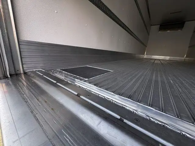 2025 Kenworth T880 in Heavy Trucks in Moncton - Image 10