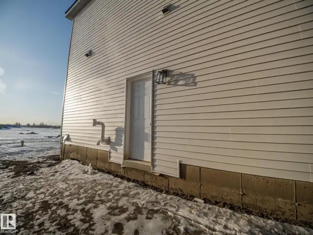 675 173 AV NE Edmonton, Alberta in Houses for Sale in Strathcona County - Image 36