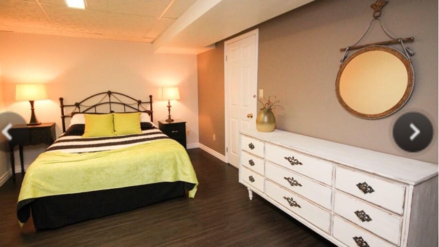 Beautiful One bedroom plus Den in a prestigious neighbourhood 5
