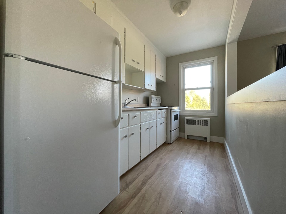 2 Bedroom Suite at 366 Belgrave Ave- starting at $1395 5
