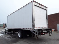 2018 Freightliner M2 106 Ryder Stock ID: 803745 Transmission Type/Speed: AUTO 6 Engine: DIESEL B6.7... (image 7)