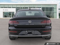 * Drivetrain: 8-speed automatic transmission with Tiptronic paired with standard 4MOTION All-Wheel D... (image 3)