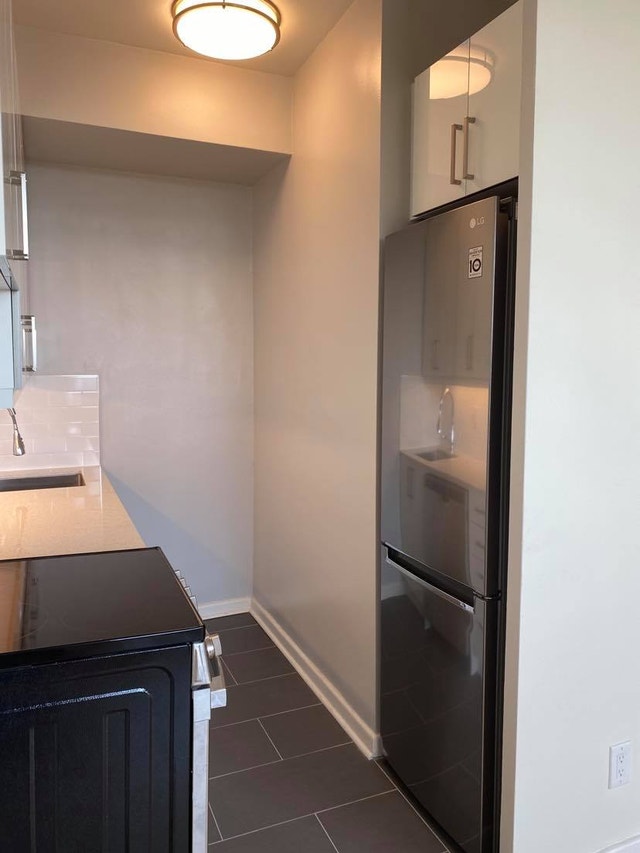 Beautiful Suites. Corner of Eglinton and Mt. Pleasant Long Term