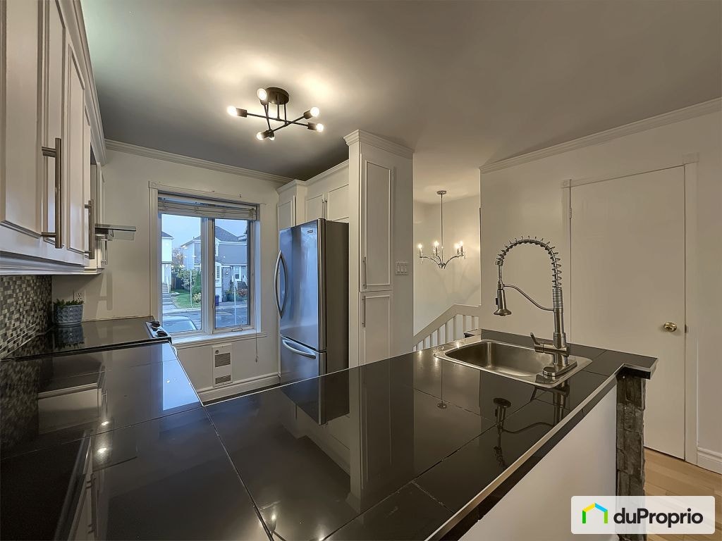 $449,999 - Townhouse for sale in Auteuil — photo 2