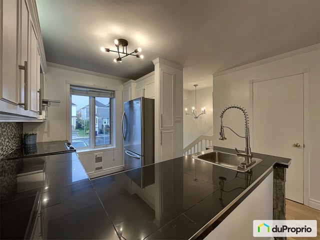 $449,999 - Townhouse for sale in Auteuil — photo 2