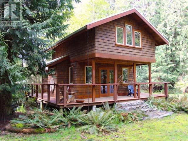 1211/1215 VANCOUVER BLVD Savary Island, British Columbia in Houses for Sale in Powell River District