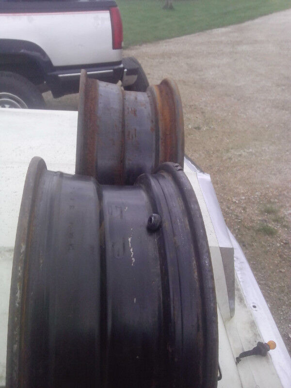 Dodge , Mopar 15X7 steel wheels. in Tires & Rims in Oakville / Halton Region - Image 3
