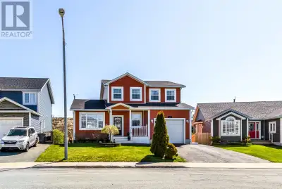 Welcome to this spacious executive two-storey home, ideally situated on a desirable family-friendly...