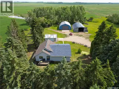 Priced to Sell! Large 1676 sq. ft. bungalow nestled in a well-groomed 10/acre yard site serviced wit...