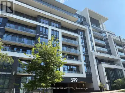 Welcome to Jade Condominiums! Bright and Spacious corner unit in this exclusive 7-storey building. F...