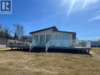 Welcome to Diamond Willow Estate's at Brightsand Lake, Saskatchewan. This is a lake front property w...